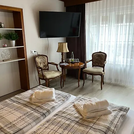 Schreiber-fewo 02 アパート